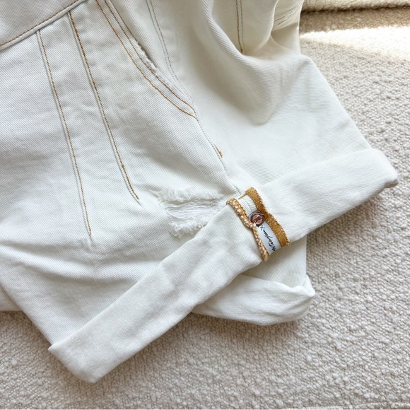 One Teaspoon Xanthe Streetwalkers High Waist 80’s Denim Shorts- Off White - Picture 12 of 15